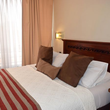 Apart Hotel Cambiaso Santiago Exterior foto